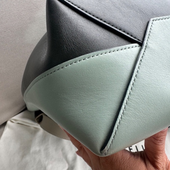 CELINE TWISTED CABAS - Picture 10 of 14